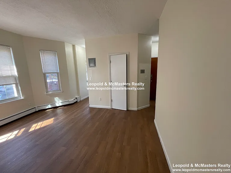 South Huntington Apartments — Photo 46