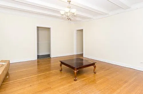 5211 S Greenwood Ave #2 — Photo 3