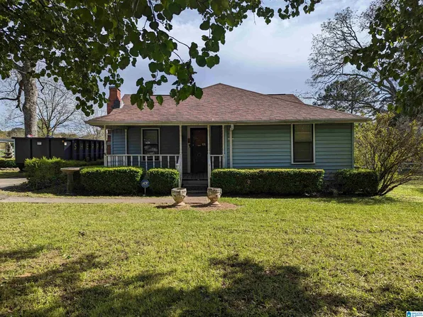 1383 Old Rock Creek Rd, Bessemer, AL 35023