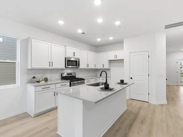 956 Tellico St, Gallatin, TN 37066
