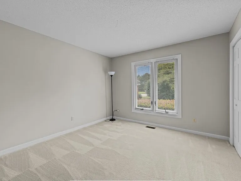 6012 Cardinal Dr — Photo 24