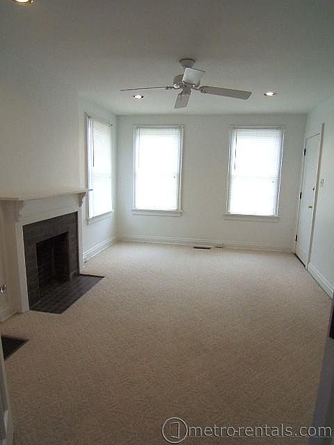 Combination Living room/Bedroom