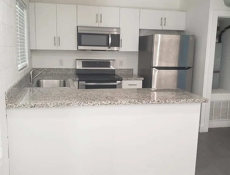 622 N 9th Ave #108 — Photo 5