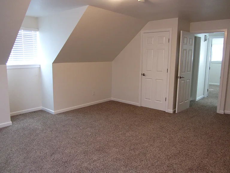8710 45th Dr NE — Photo 10