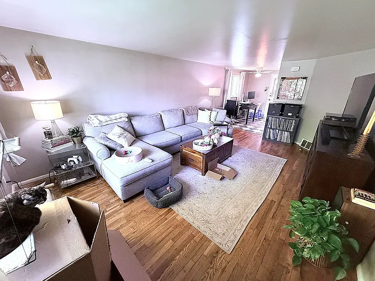 928 Woodhill Dr — Photo 4