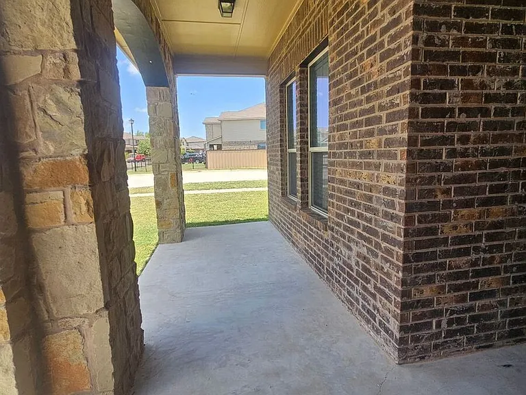 6604 Mustang Creek Rd — Photo 3