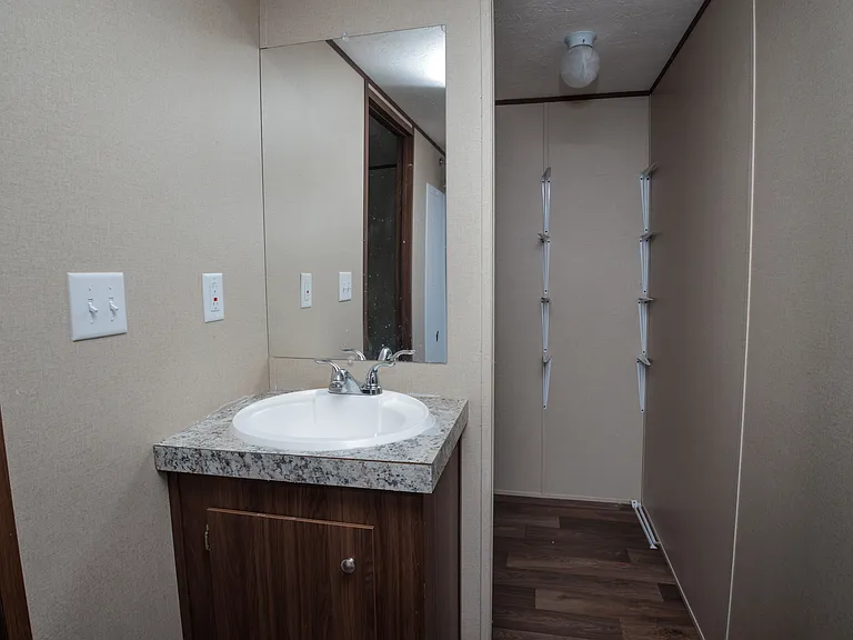 10270 Russellville Rd #60 — Photo 6