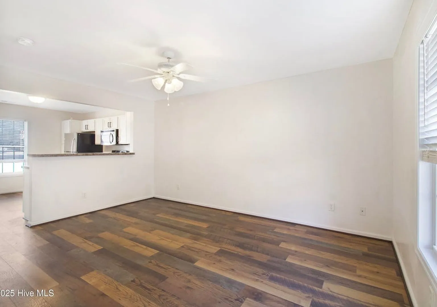 Short Term Townhome Available! — Photo 3