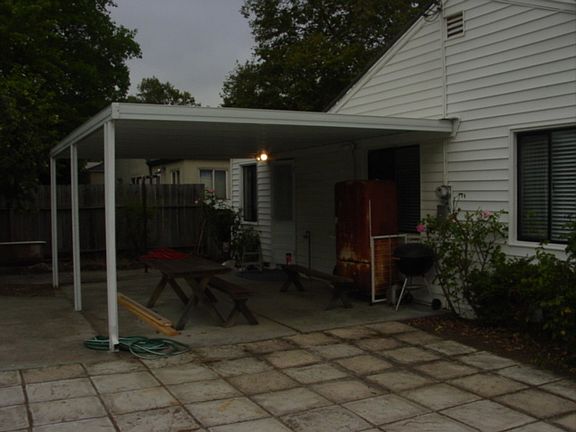 5th image of 728 Beechwood Ave