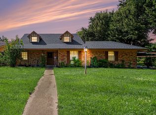 2806 Dewberry Ln, Pasadena, TX 77502