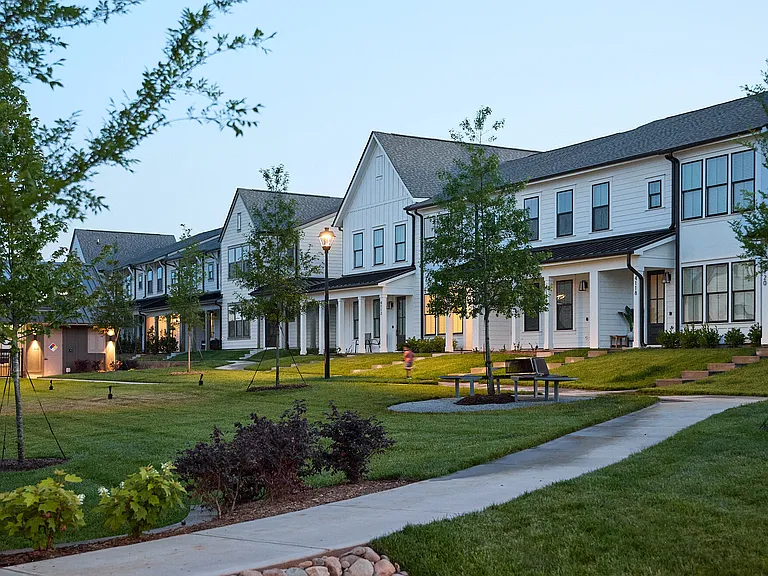 HARMON Jefferson Village by Crescent Communities — Photo 53