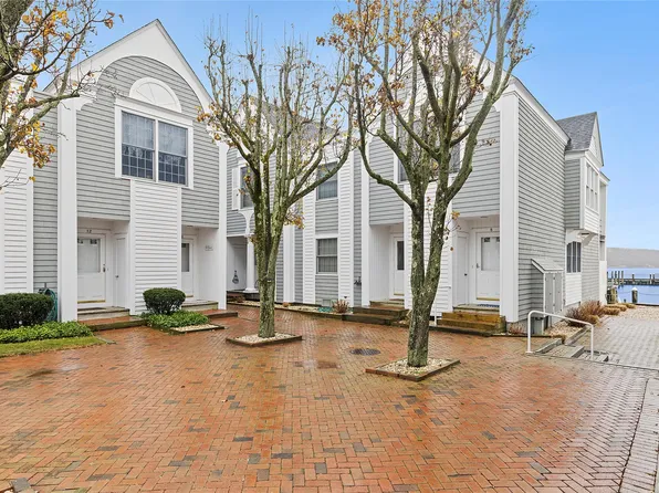 160 5th #12, Greenport, NY 11944