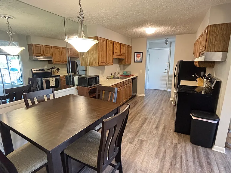 10-3 High Gate Trl — Photo 3