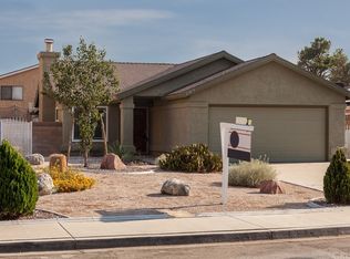 2508 Garnet Ln, Lancaster, CA 93535