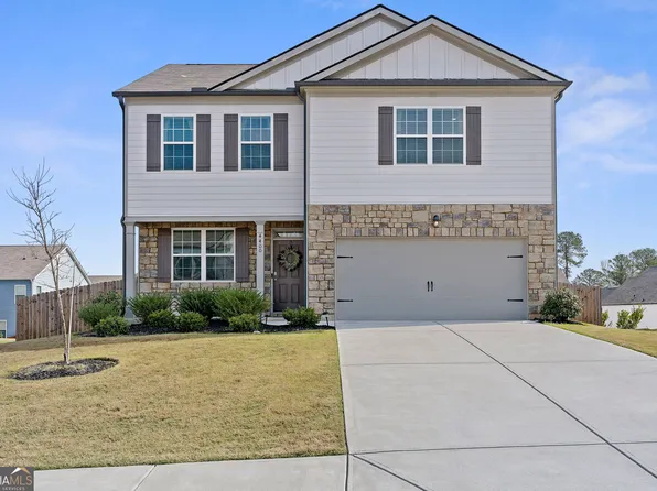 4400 Merrigold Way, Fairburn, GA 30213