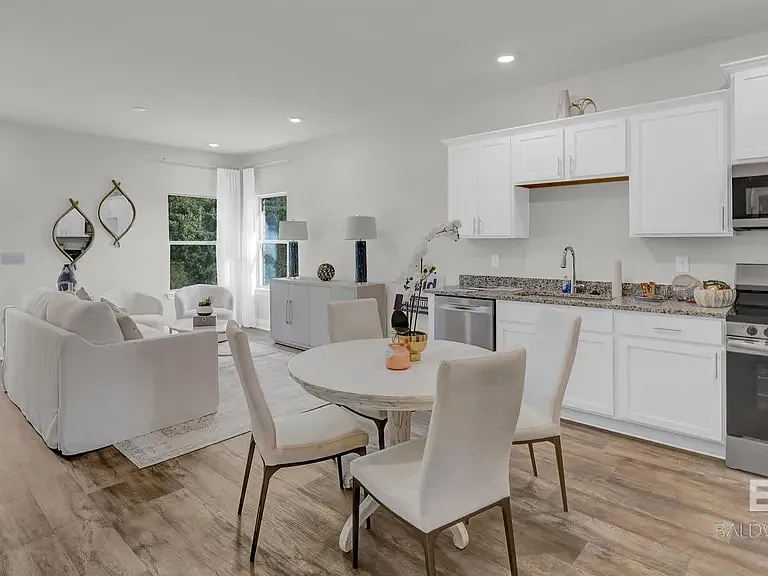 13472 Shea Cir — Photo 1