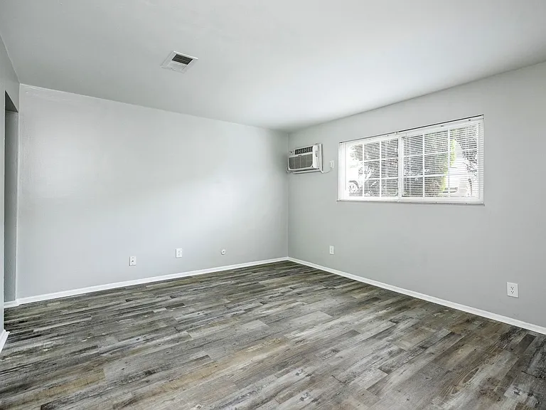 Riverview Place — Photo 55