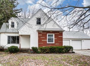 5731 Wayne Trce, Fort Wayne, IN 46806