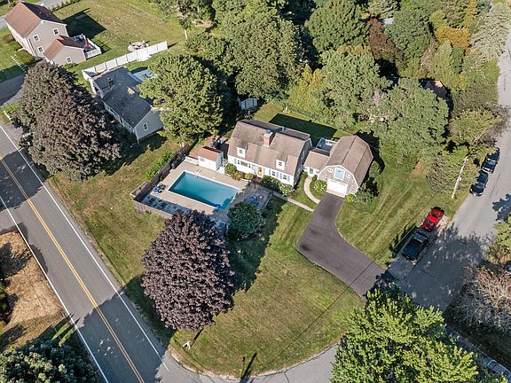 4th image of 102 Williston Road