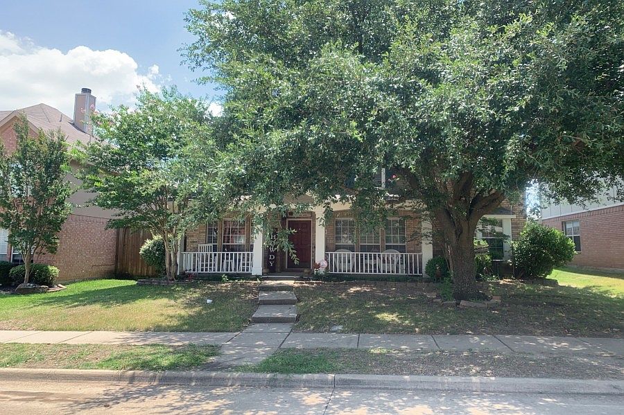 1st image of 5209 Boxwood Ln