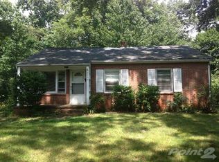 2530 Woodland Dr, Charlottesville, VA 22903