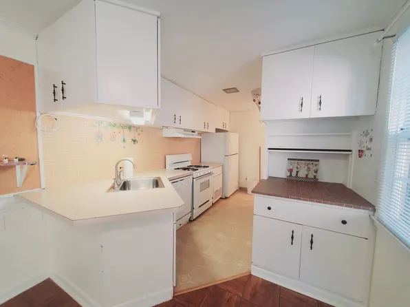 36 Givens Ave #1, Stamford, CT 06902