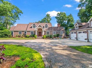 17 Oak Ln, Springfield, IL 62712