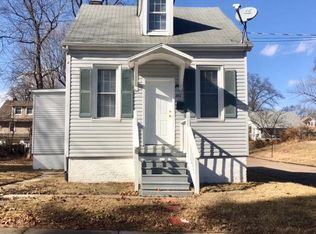 201 S 10th St, Belleville, IL