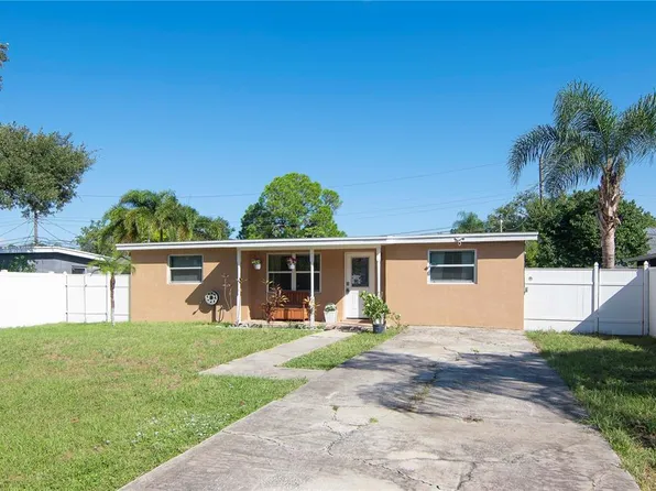 9297 87th Ave, Seminole, FL 33777