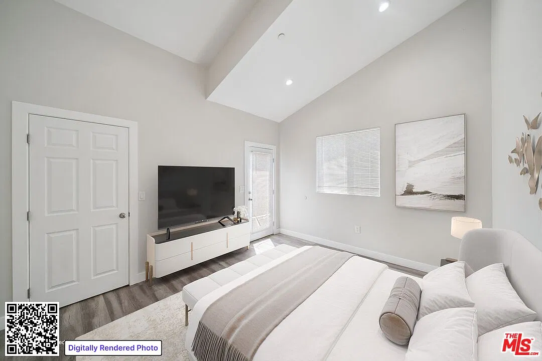 3 bed, 3.5 bath, 1900 sqft, $3,695 — Photo 4