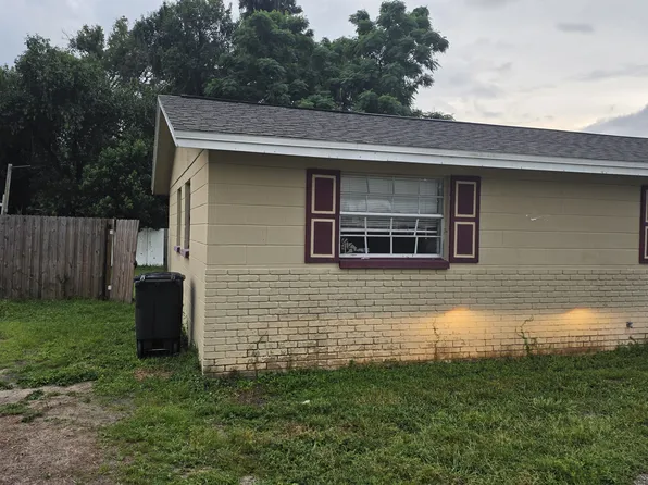 403 E Wheeler Rd, Seffner, FL 33584