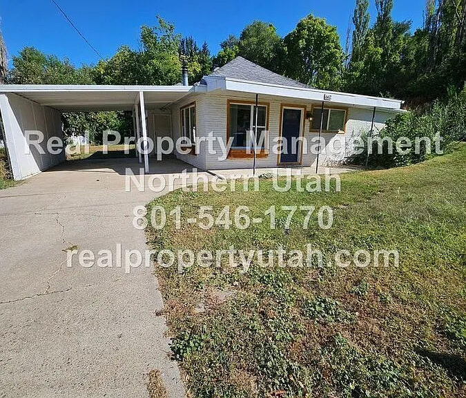 662 E 4th St #COPY — Photo 1