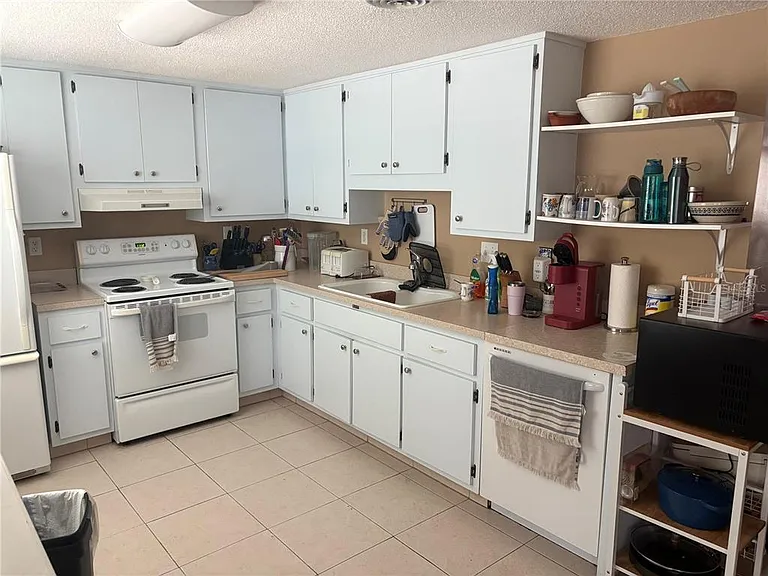 1005 Egret Ct — Photo 9