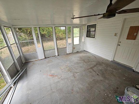 4th image of 486 Fontainebleau Dr