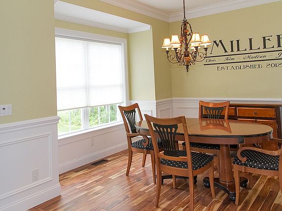 FORMAL DR ACACIA FLOORING