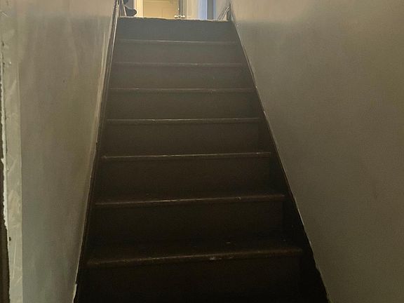 apartments stairwell