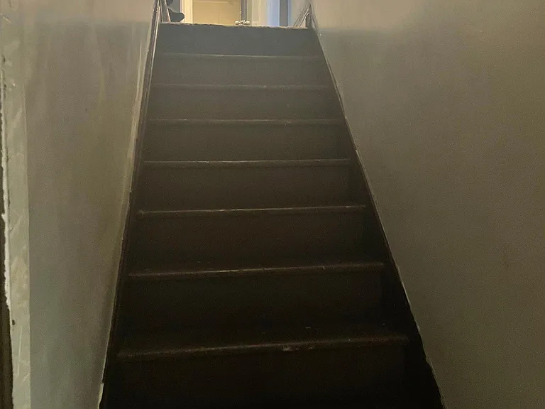 apartments stairwell