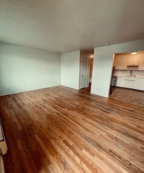 5001 S Thistle St #27 — Photo 4