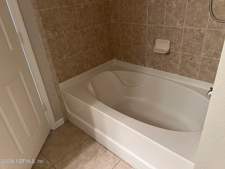 8539 Gate Pkwy W #121 — Photo 19