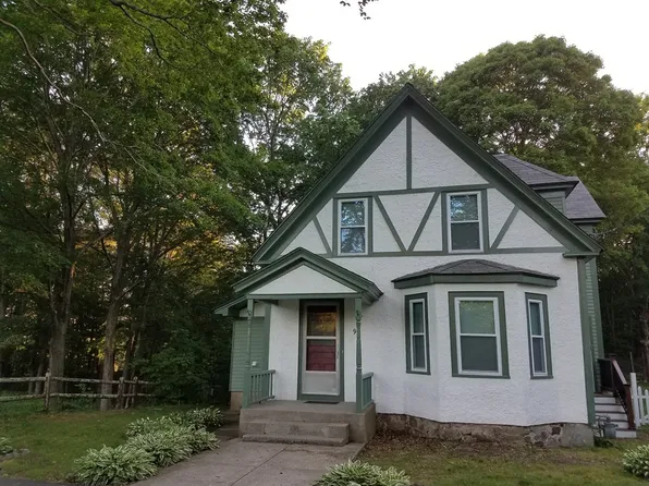 9 White Pond Rd #1, Stow, MA 01775