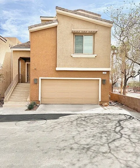 7946 Garden Stone Ct — Photo 2