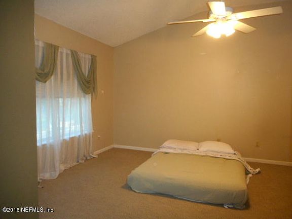5th image of 8001 Copperfield Cir N