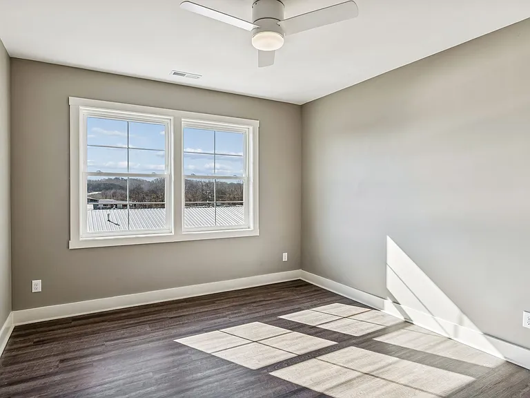 118 N Main St #D — Photo 13