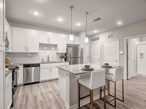 15 Ascend Cir #8303