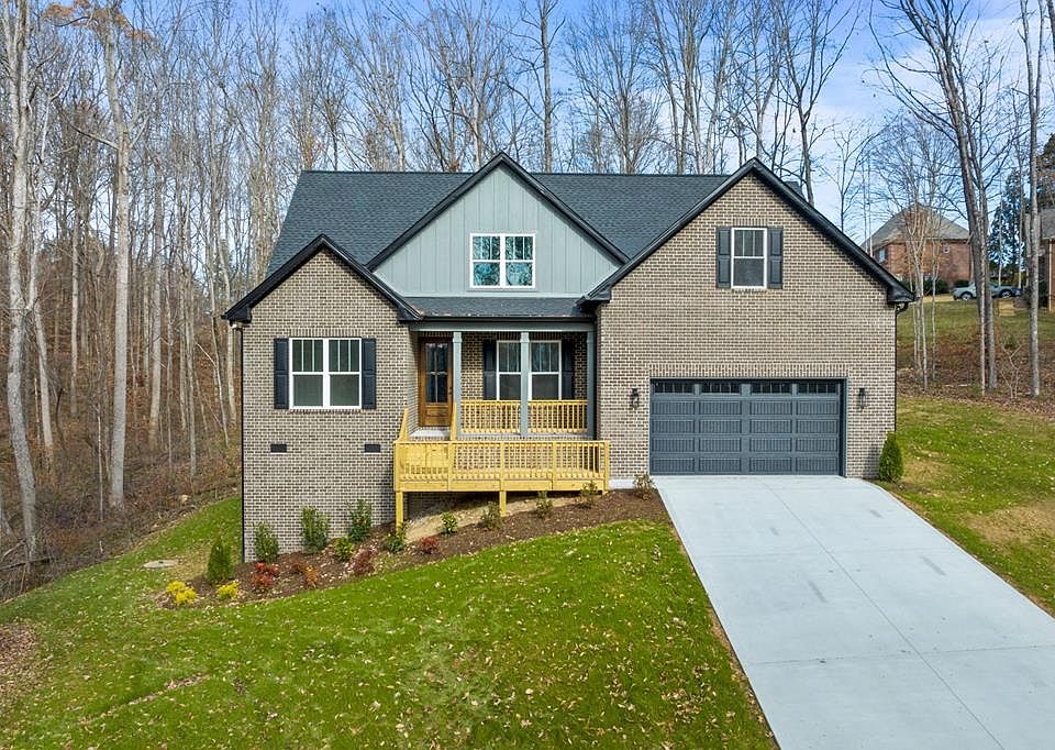 1st image of 637 Ewell Dr