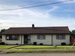 2401 24th Ave, Parkersburg, WV 26101