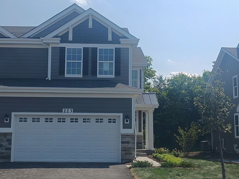 1st image of 223 Charlestowne Lakes Dr