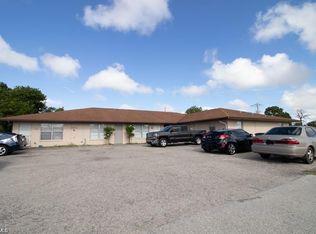 1904 Santa Barbara Blvd APT 3, Cape Coral, FL 33991