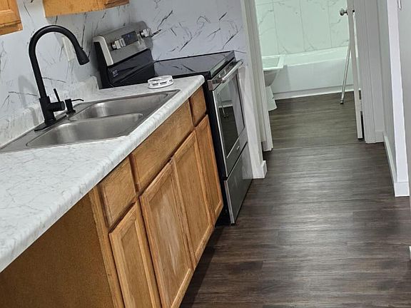 4th image of 3424 Shagbark Rd