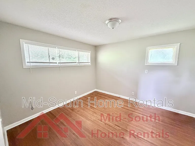 480 Whiteville Ave — Photo 11